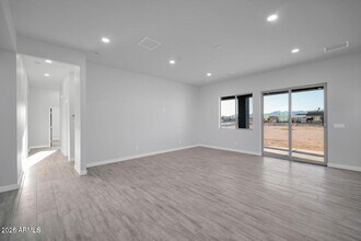 22548 W Huntington Dr in Buckeye, AZ - Building Photo - Building Photo