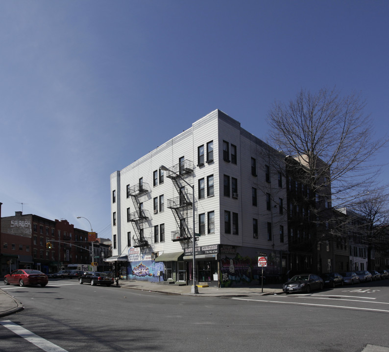 381-383 Metropolitan Ave in Brooklyn, NY - Building Photo