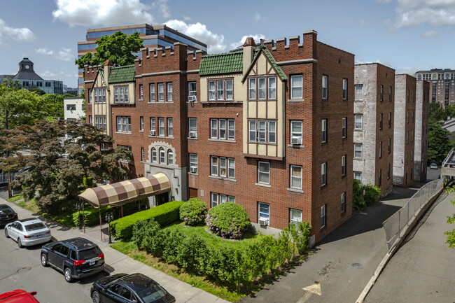 Glenbrook Road Condominiums