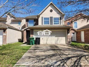 11111 Valley Kings Dr in Houston, TX - Foto de edificio - Building Photo