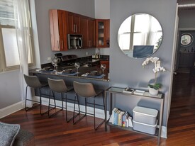 1116 W Leland Ave, Unit 1C in Chicago, IL - Building Photo