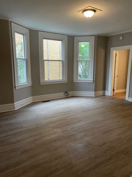 119 S Ohio St in Avalon, PA - Building Photo