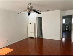 2108 Waterfield Ct in Grand Prairie, TX - Building Photo - Building Photo