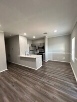 12166 Metric Blvd in Austin, TX - Building Photo