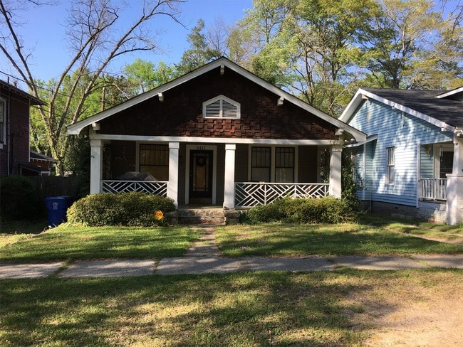 property at 2411 Preston St