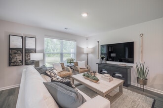 The Townes at Amber Bluff in Conway, SC - Foto de edificio - Interior Photo