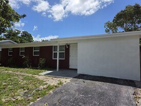 3818 Everglades Rd in Palm Beach Gardens, FL - Building Photo
