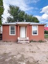706 N Leech St in Hobbs, NM - Building Photo