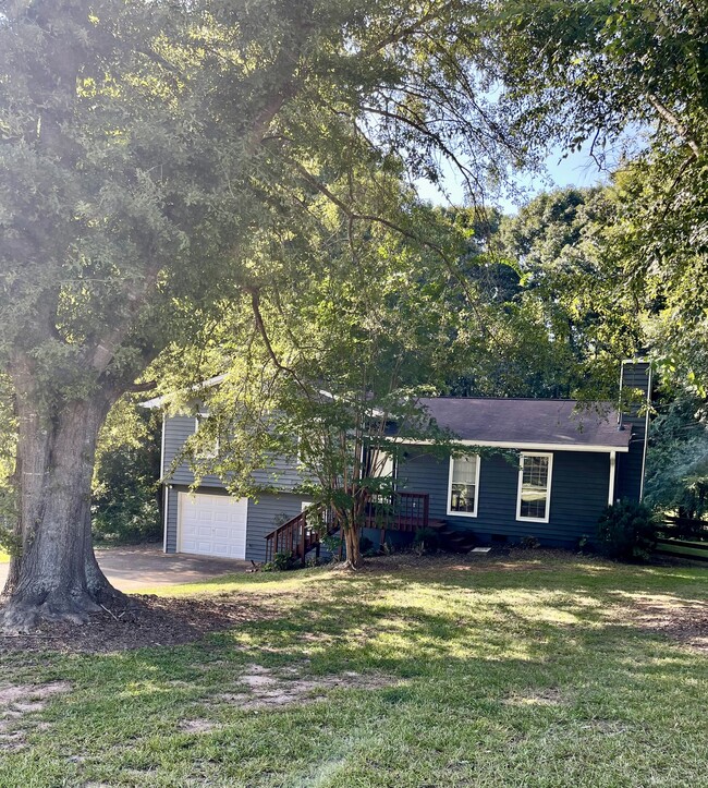 property at 520 Freestone Dr