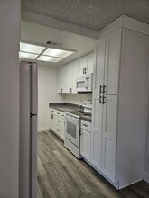 426 Cherry Ln in Manteca, CA - Building Photo - Building Photo