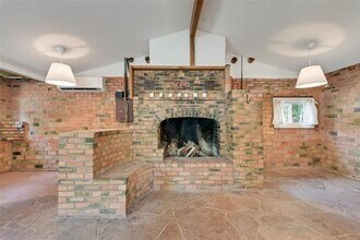 501 Lakeshore Rd in Shady Shores, TX - Building Photo - Building Photo