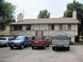 5520 Bowden Loop, Unit A in Colorado Springs, CO - Building Photo