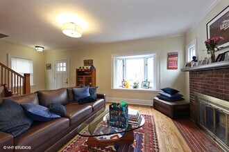 621 Prairie Ave in Wilmette, IL - Building Photo - Building Photo