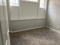 907 Chartiers Ave, Unit Apt1 photo'