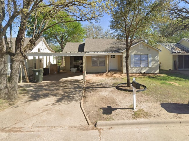 property at 715 Lawrence St