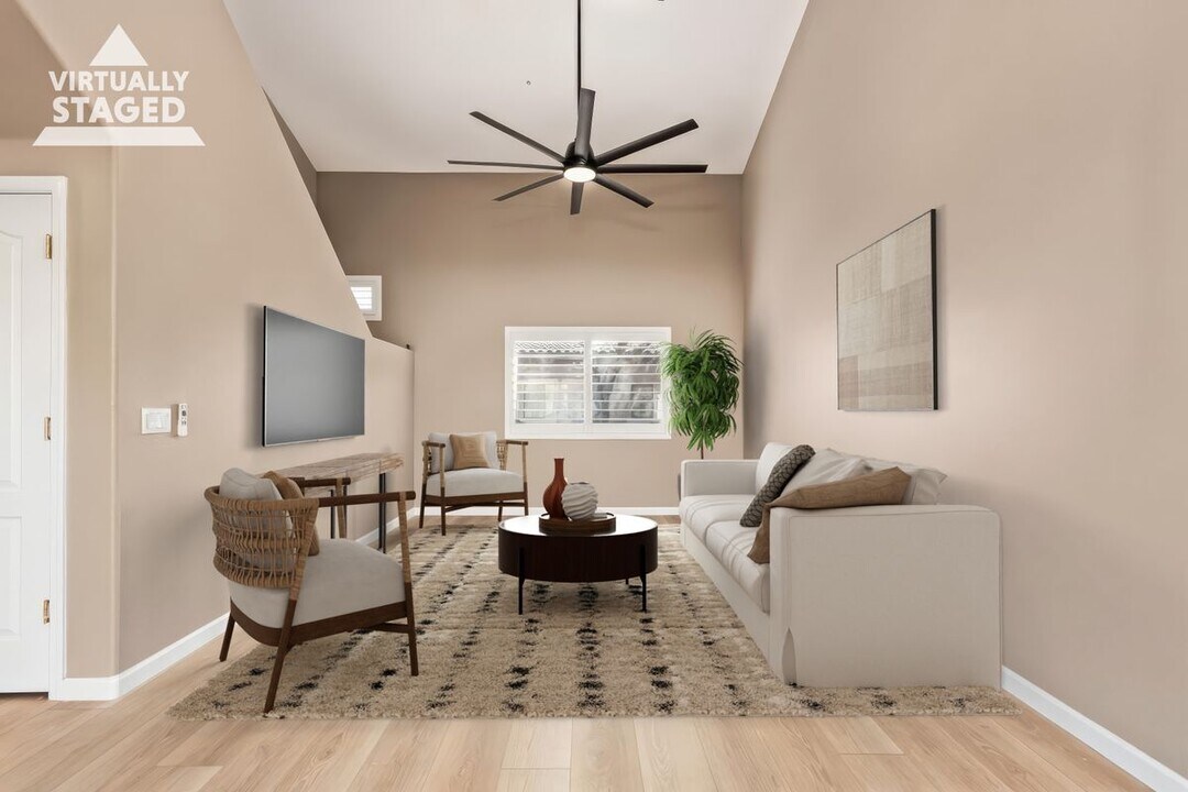 7978 W Beck Ln in Peoria, AZ - Building Photo
