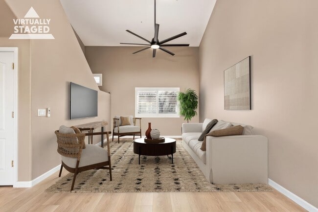 property at 7978 W Beck Ln