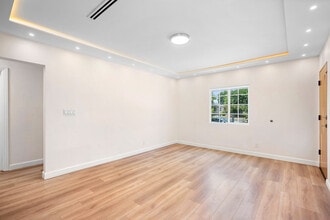 13700 Branford St in Arleta, CA - Building Photo - Building Photo