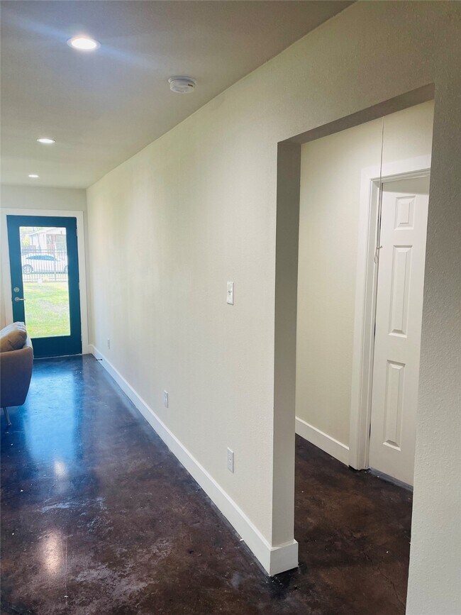 618 E 40th St in Houston, TX - Foto de edificio - Building Photo