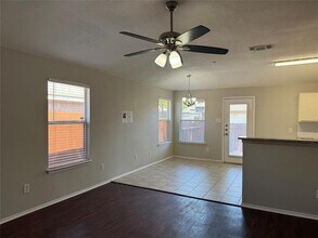 10239 Blackjack Oaks Dr in Dallas, TX - Building Photo - Building Photo