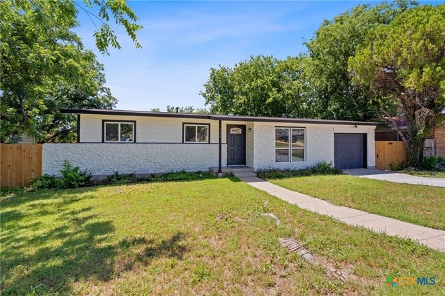 property at 711 Santa Rosa Dr
