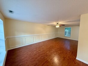 2909 Golden Oak Ct in Raleigh, NC - Foto de edificio - Building Photo