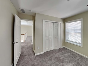 2182 Moorewood Ln S E in Smyrna, GA - Building Photo - Building Photo