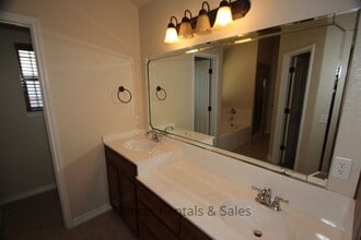 4405 Lauren MacKenzie Dr in Killeen, TX - Building Photo - Building Photo