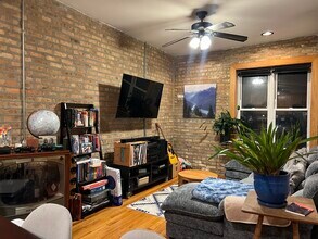 2747 W Le Moyne St in Chicago, IL - Building Photo - Building Photo