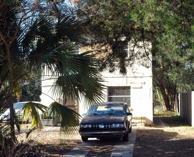 7320 Smyrna St in Jacksonville, FL - Foto de edificio - Building Photo