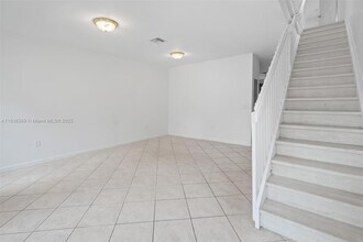 8206 SW 29th St in Miramar, FL - Building Photo - Building Photo