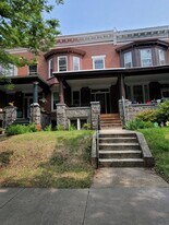 308 E 33rd St in Baltimore, MD - Building Photo