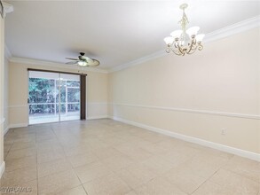 6655 Huntington Lakes Cir in Naples, FL - Building Photo - Building Photo
