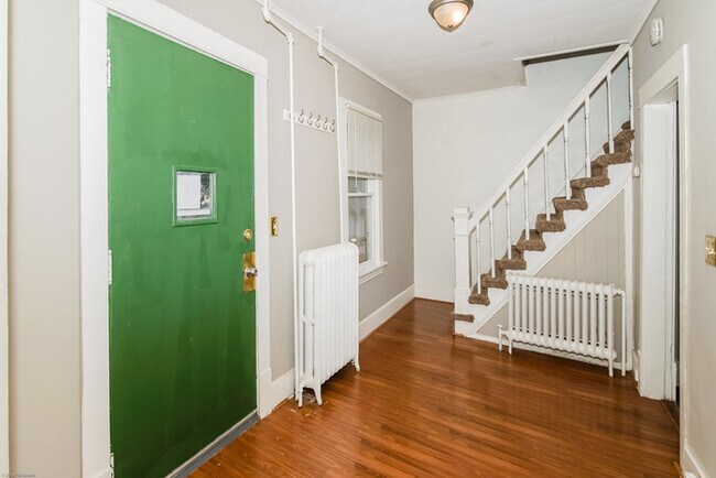 4001 36th Ave S in Minneapolis, MN - Building Photo - Building Photo