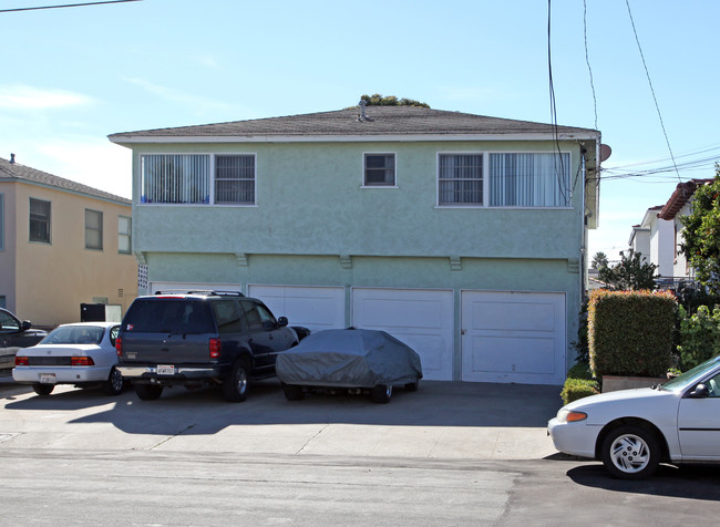 3033-3041 Fenelon St in San Diego, CA - Building Photo - Building Photo