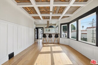 5226 Rockland Ave in Los Angeles, CA - Building Photo - Building Photo