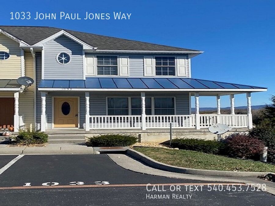 1033 John Paul Jones Ln in Harrisonburg, VA - Building Photo