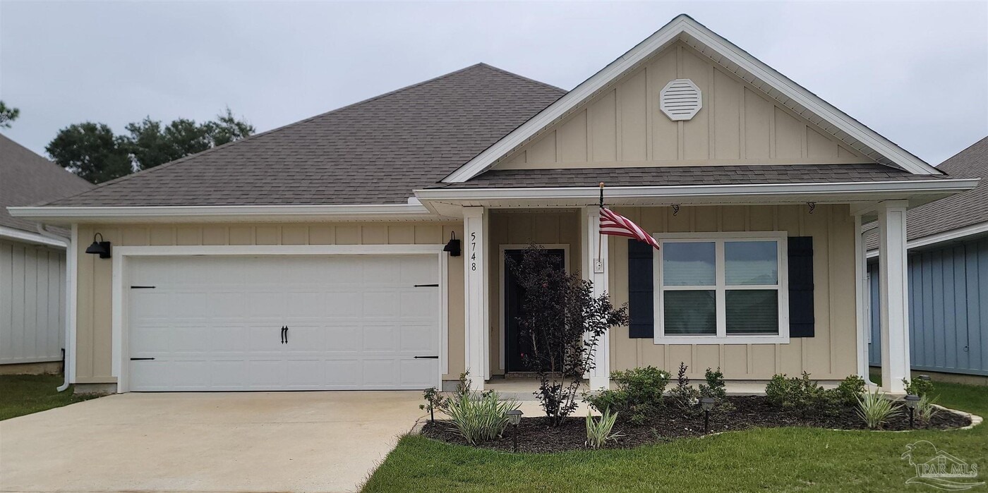 5748 Conley Ct in Milton, FL - Building Photo