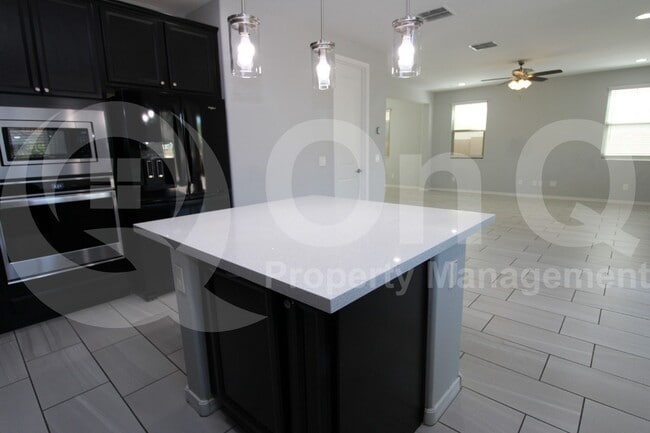 2092 E Lantana Dr in Chandler, AZ - Building Photo - Building Photo