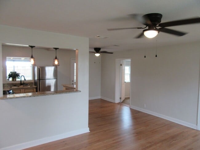 409 S Palo Alto Ave in Panama City, FL - Building Photo - Building Photo