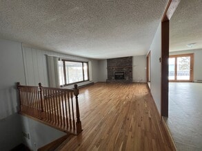 14889 65th Ave NW in Cass Lake, MN - Foto de edificio - Building Photo