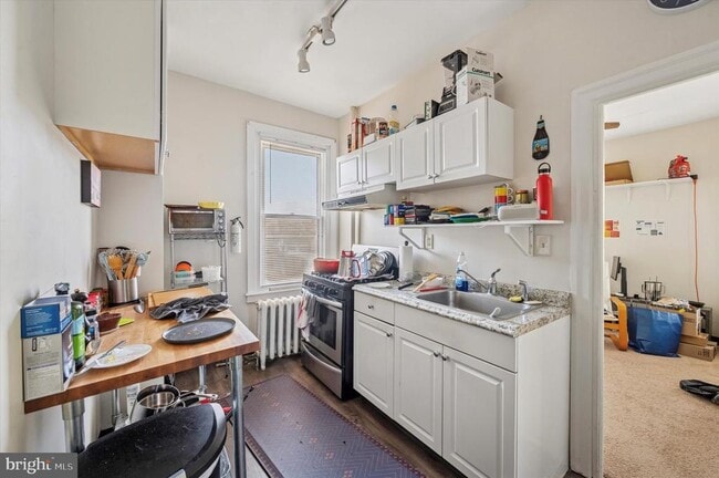 property at 120 Walnut Ave