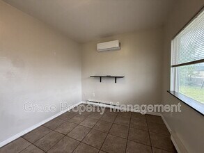4677 Grant St in Denver, CO - Building Photo - Building Photo