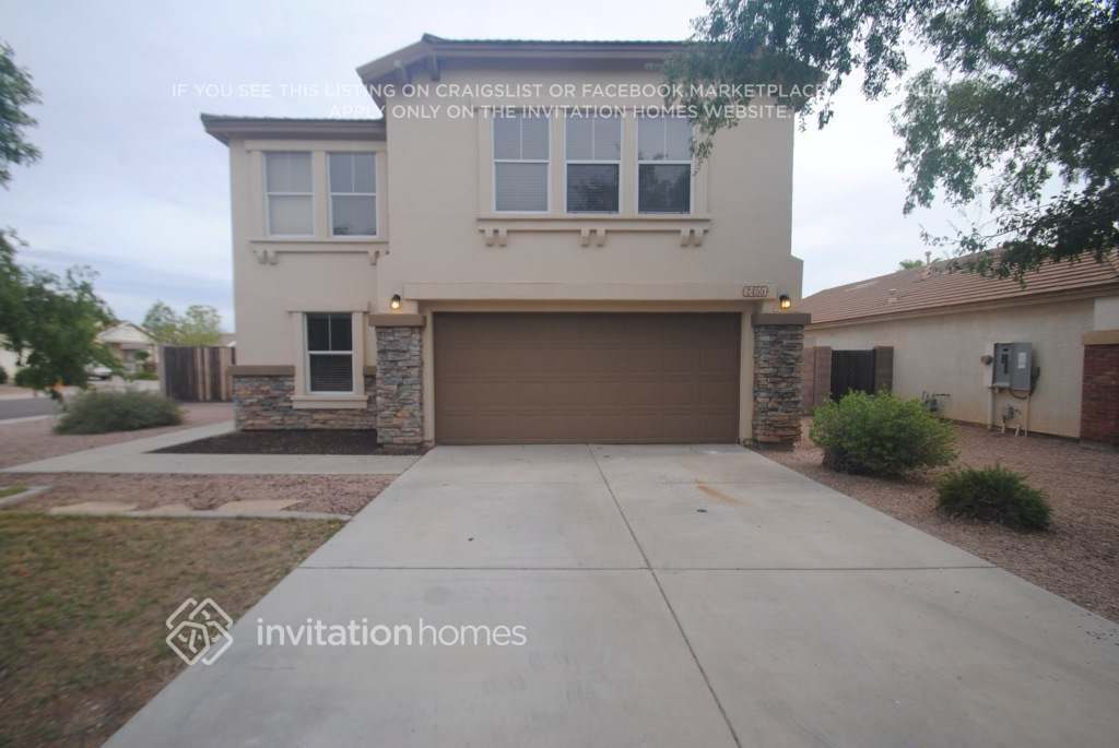 2455 W Jasper Ave in Apache Junction, AZ - Building Photo