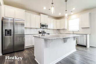 454 Yoshino Cherry Dr in Greer, SC - Foto de edificio - Building Photo