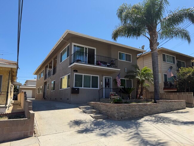 1253 W 24th St, Unit 3