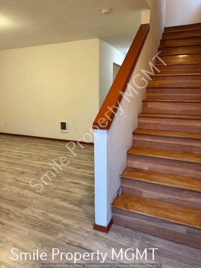 8417 SE Insley St in Portland, OR - Building Photo - Building Photo