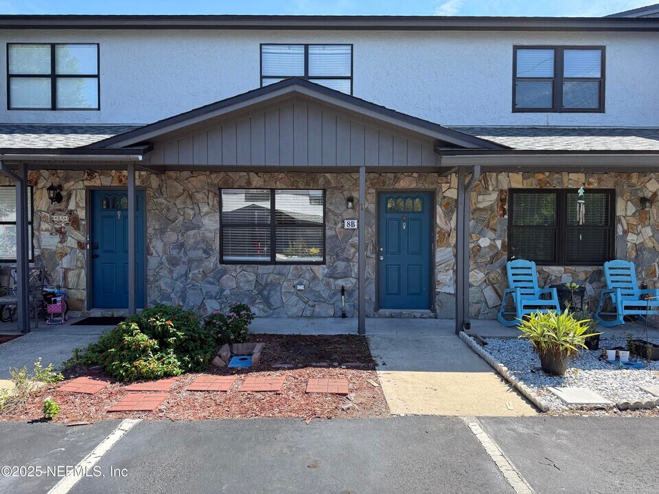 8 Ponte Vedra Ct in Palm Valley, FL - Building Photo