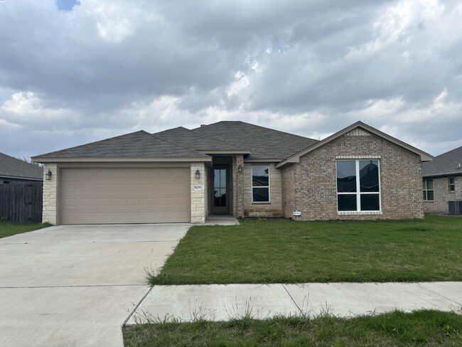 property at 809 Holliday Dr