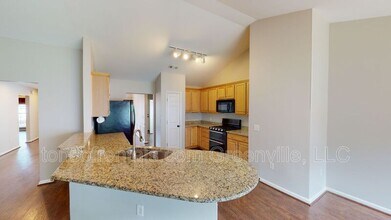 210 Grimes Dr in Simpsonville, SC - Building Photo - Building Photo
